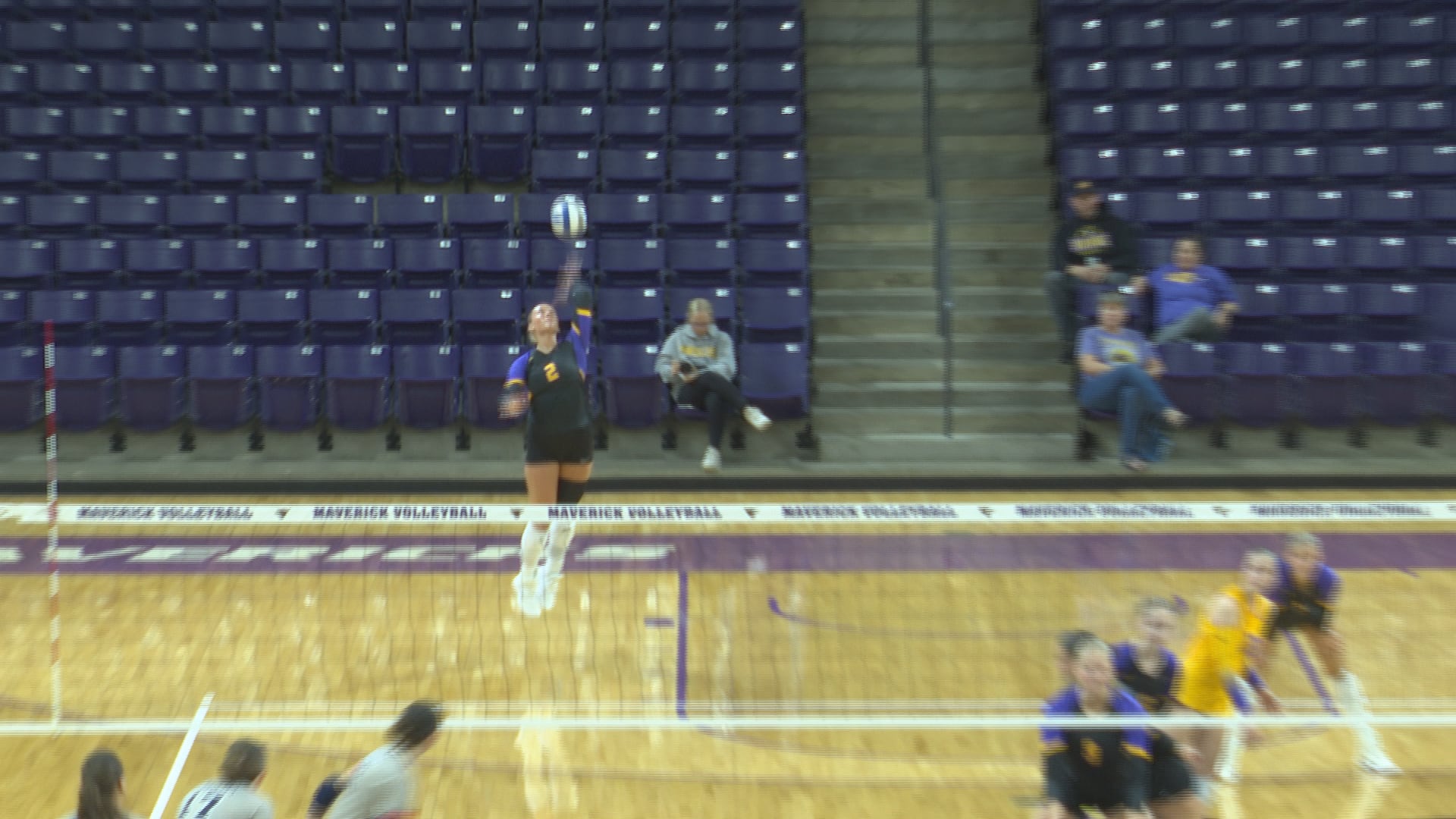 Minnesota State Volleyball Defeats University of Mary in Straight Sets