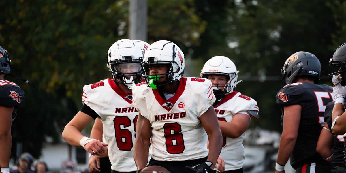 NRHEG football takes down Sleepy Eye United to open the season