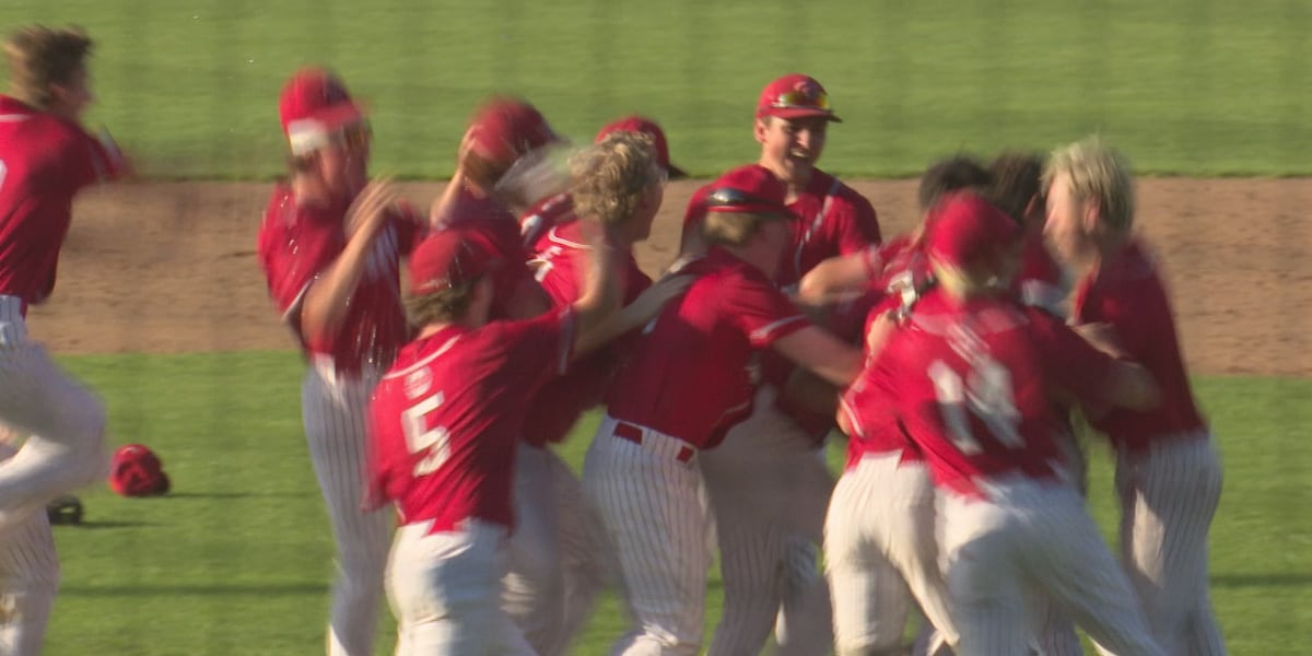 West baseball takes home the Section 2AAA title