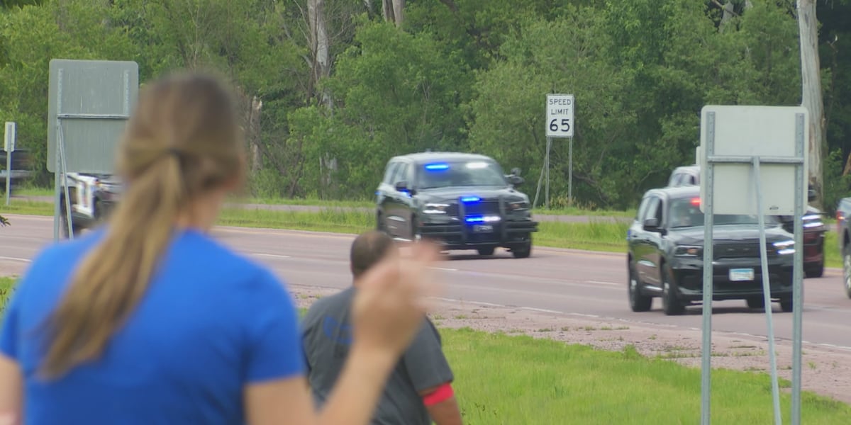 Saint Peter police officer shot in the line of duty welcomed back by community